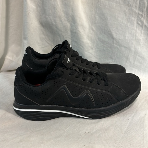 MBT Masai Barefoot Technology Women’s M800 Black Sneaker barely worn - size 10 - Picture 1 of 16